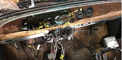 BMW 2000c dash removal