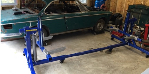 BMW 2000c and Auto Lift CR-3000 Rotisserie
